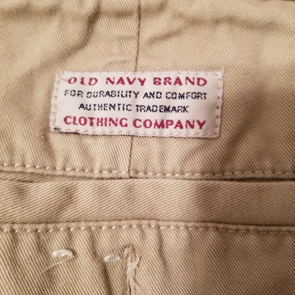 Old navy khakis - Picture 3 of 4